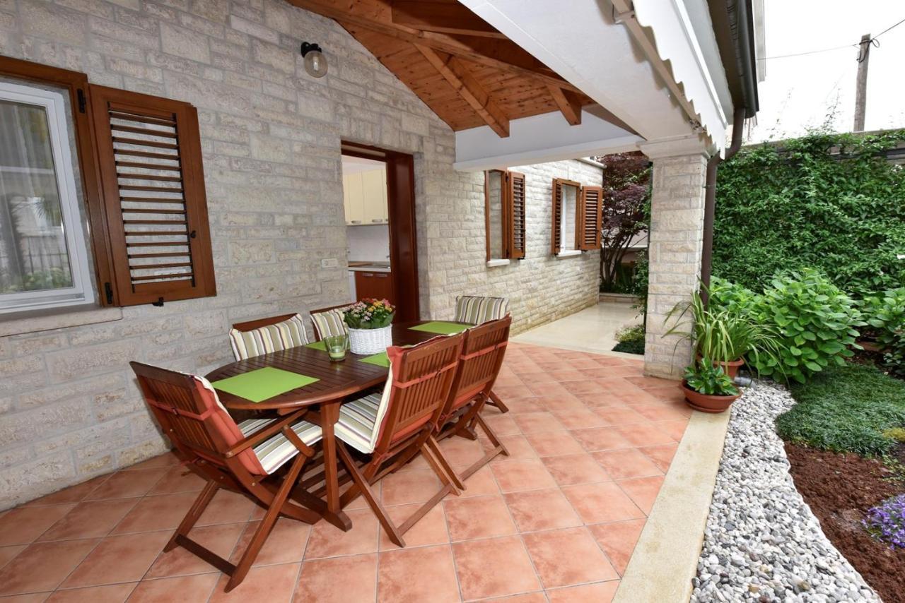 Apartments Lavizatic Пореч Экстерьер фото