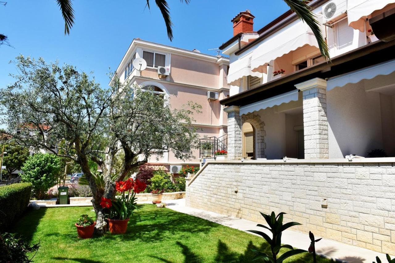 Apartments Lavizatic Пореч Экстерьер фото